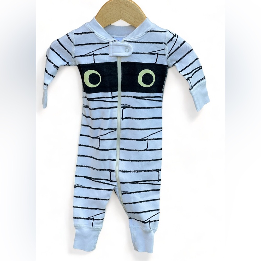Hanna Andersson Glow In The Dark Baby Zip Sleeper In Organic cotton
